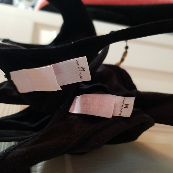 💕 VICTORIA SECRET VINTAGE BRA & MATCHING PANTIES 💕 - Picture 3 of 4